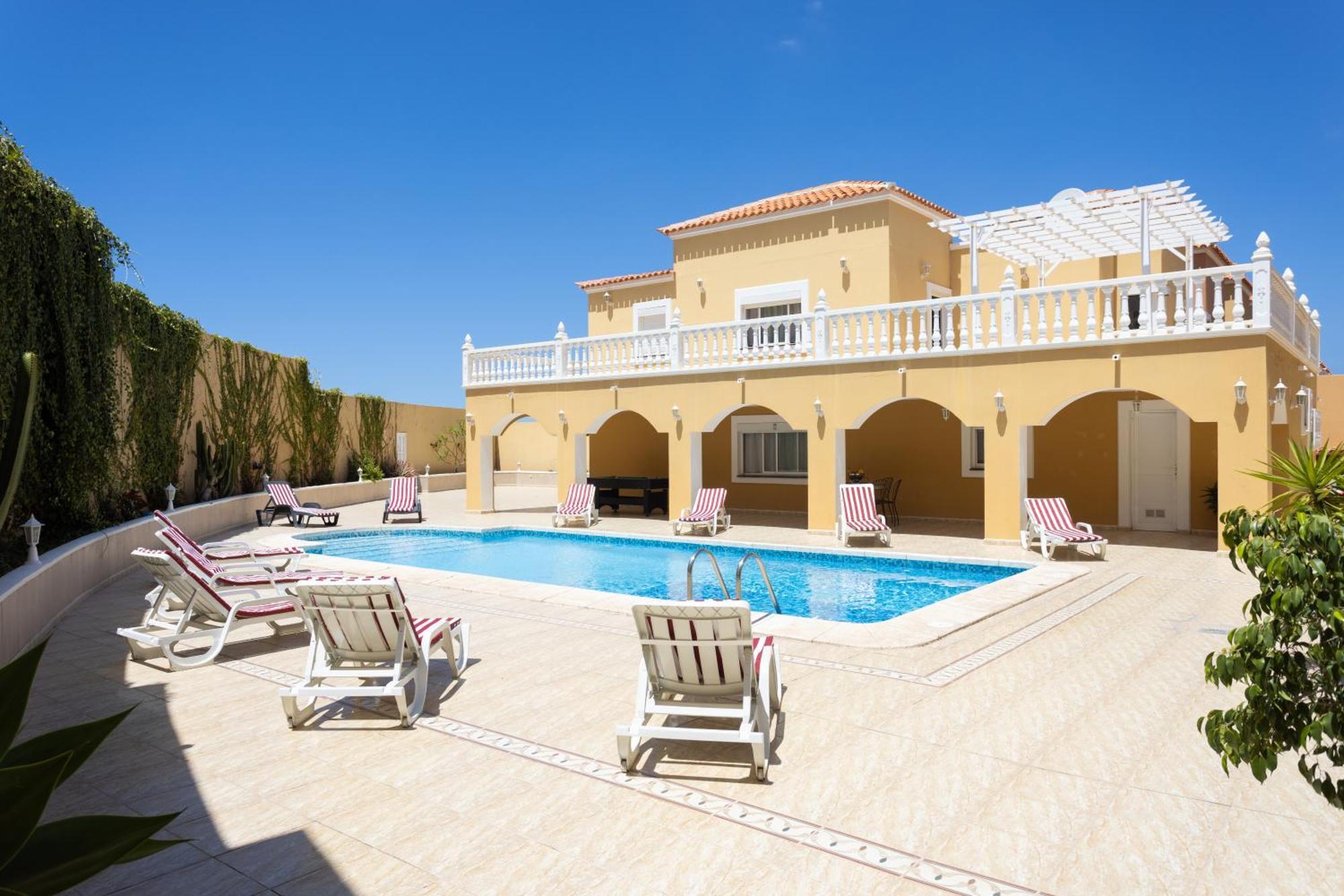 Classbnb - Luxurious Villa 1,5 Kilometers From Costa Adeje ภายนอก รูปภาพ