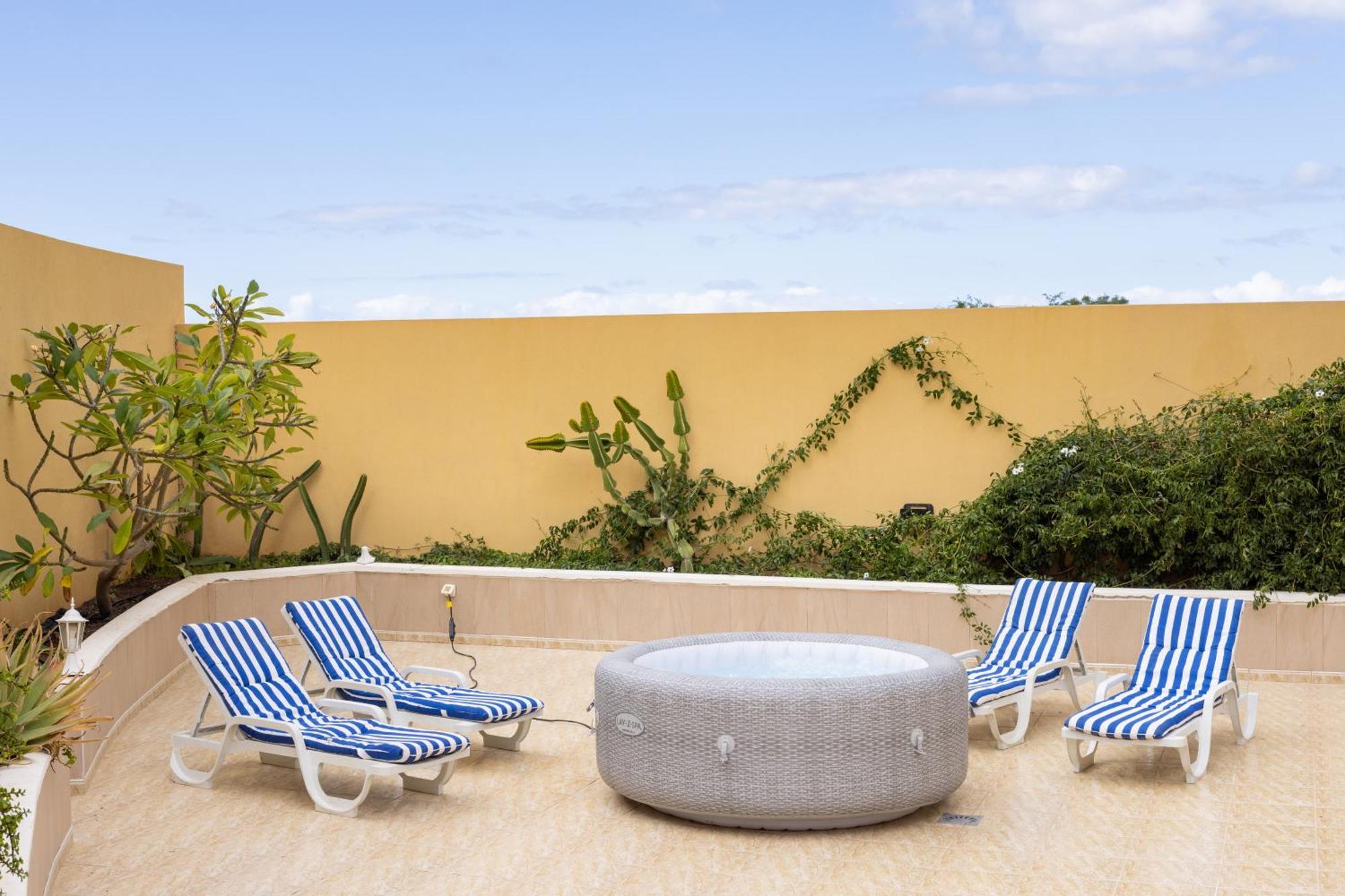 Classbnb - Luxurious Villa 1,5 Kilometers From Costa Adeje ภายนอก รูปภาพ
