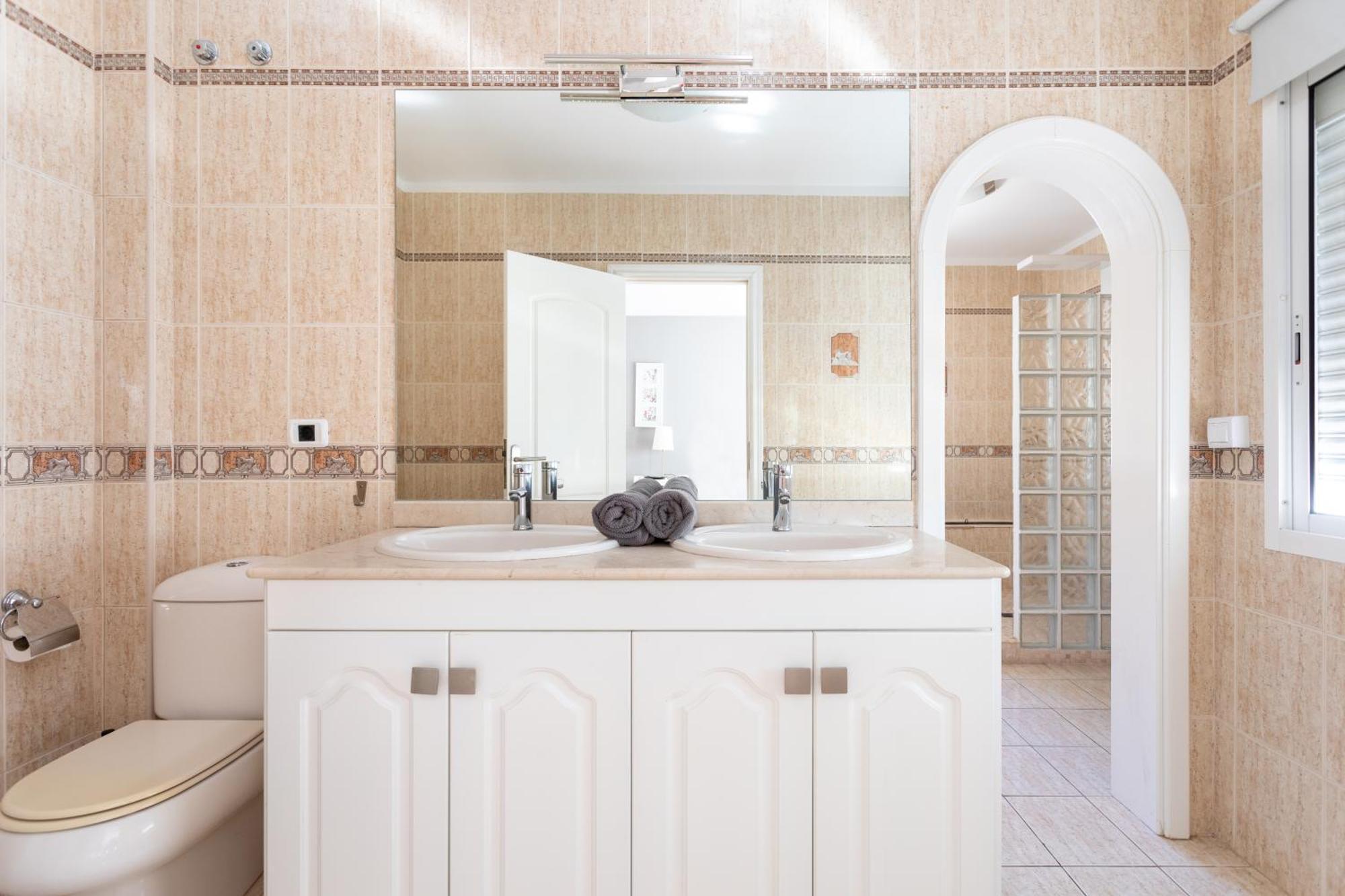 Classbnb - Luxurious Villa 1,5 Kilometers From Costa Adeje ภายนอก รูปภาพ